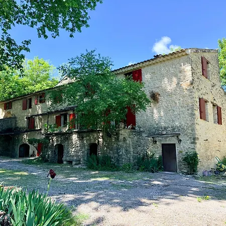 Le Vieux Moulin בית נופש
