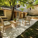 Le Vieux Moulin