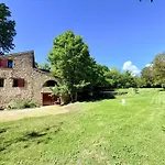 Le Vieux Moulin *